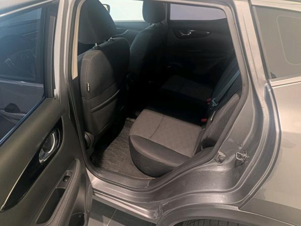 Nissan Qashqai II с пробегом 2018 года, цена 1 665 000 рублей, 97542 км, внедорожник, Автокод Объявления