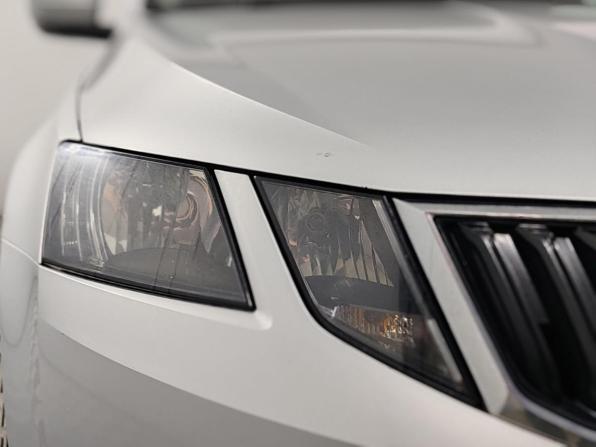 Skoda Octavia III (A7) Рестайлинг с пробегом 2017 года, цена 1 799 000 рублей, 173154 км, универсал, Автокод Объявления