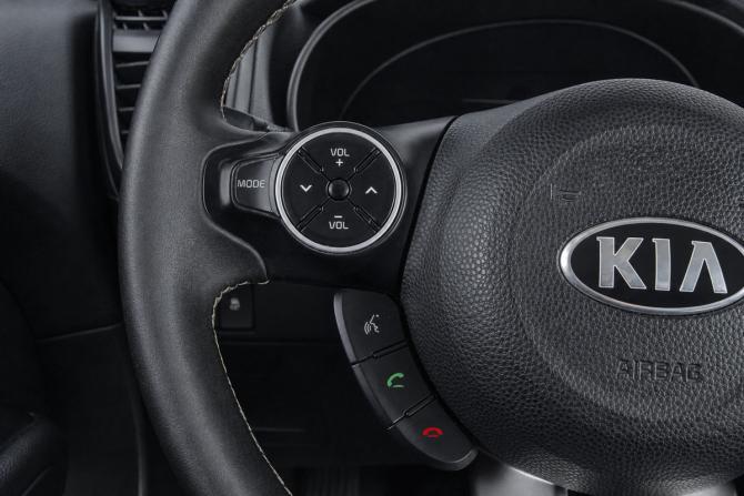Kia Soul II Рестайлинг с пробегом 2017 года, цена 1 489 000 рублей, 168000 км, хэтчбек, Автокод Объявления