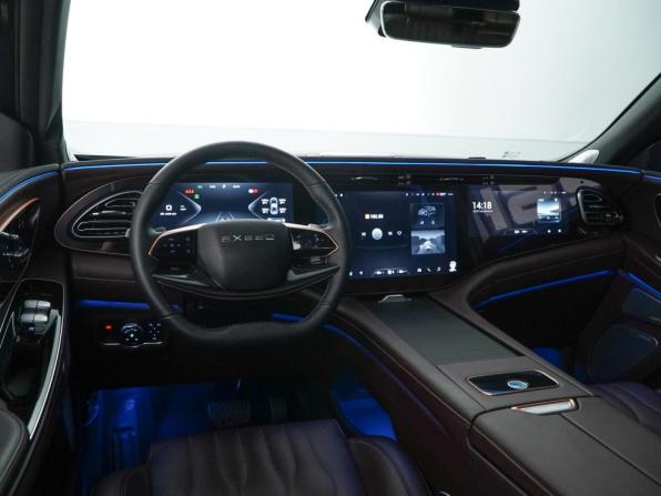 Exeed VX I Рестайлинг с пробегом 2024 года, цена 3 999 077 рублей, 9001 км, внедорожник, Автокод Объявления