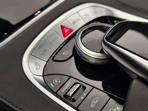 Mercedes-Benz Maybach S-Класс I (X222) Рестайлинг с пробегом 2017 года, цена 6 599 000 рублей, 111802 км, седан, Автокод Объявления