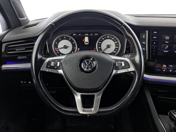 Volkswagen Touareg III с пробегом 2019 года, цена 4 430 000 рублей, 108625 км, внедорожник, Автокод Объявления