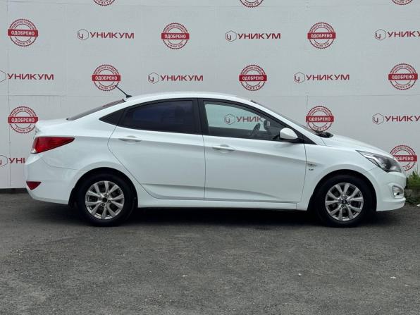 Hyundai Solaris I Рестайлинг с пробегом 2015 года, цена 989 000 рублей, 168324 км, седан, Автокод Объявления