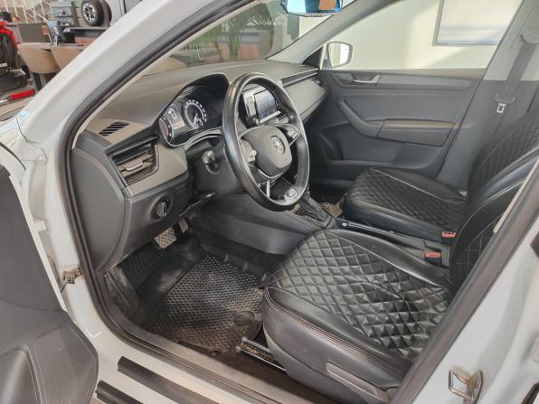Skoda Rapid II с пробегом 2022 года, цена 1 479 000 рублей, 97737 км, лифтбек, Автокод Объявления
