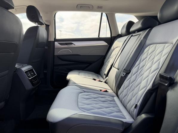Volkswagen Tavendor I с пробегом 2025 года, цена 5 790 000 рублей, 50 км, внедорожник, Автокод Объявления