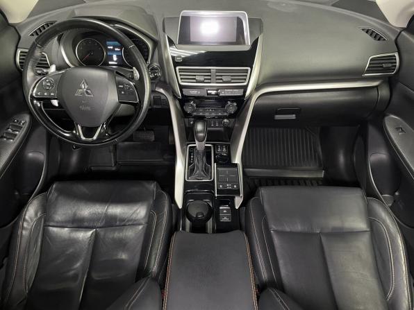 Mitsubishi Eclipse Cross I с пробегом 2017 года, цена 2 099 000 рублей, 93000 км, внедорожник, Автокод Объявления