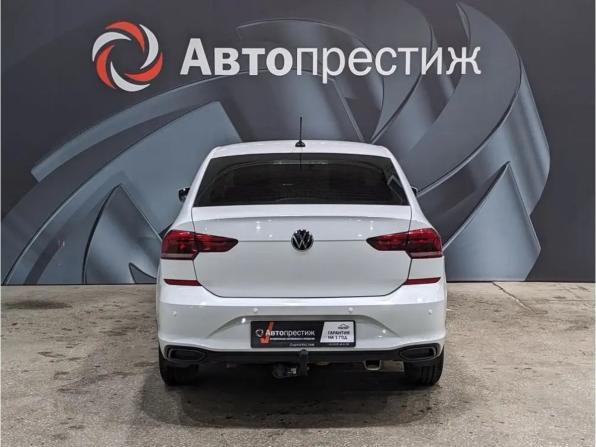Volkswagen Polo VI с пробегом 2021 года, цена 1 220 000 рублей, 65800 км, лифтбек, Автокод Объявления