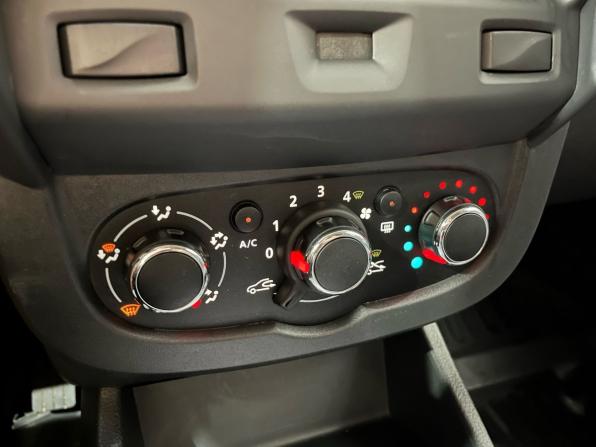 Lada (ВАЗ) Largus I Рестайлинг с пробегом 2024 года, цена 1 250 000 рублей, 29111 км, универсал, Автокод Объявления