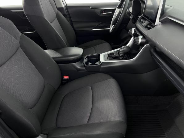 Toyota RAV4 V (XA50) с пробегом 2022 года, цена 3 250 000 рублей, 80291 км, внедорожник, Автокод Объявления