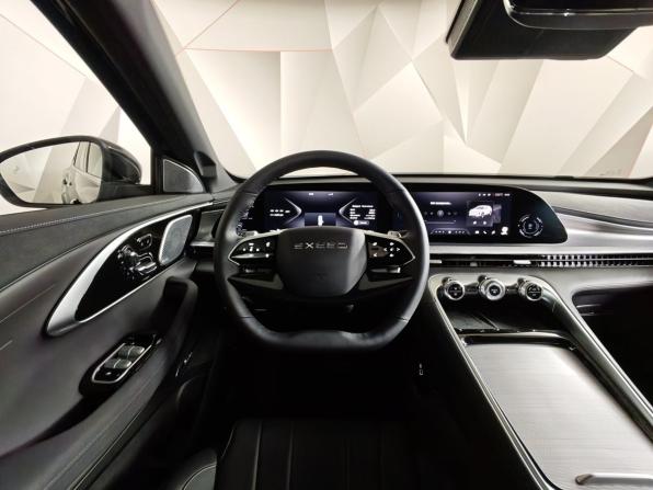 Exeed TXL I Рестайлинг 2 с пробегом 2024 года, цена 2 851 000 рублей, 10298 км, внедорожник, Автокод Объявления