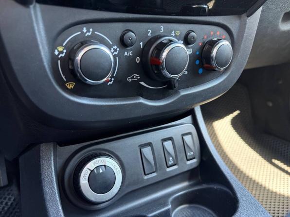 Renault Duster I Рестайлинг с пробегом 2015 года, цена 1 005 000 рублей, 176727 км, внедорожник, Автокод Объявления