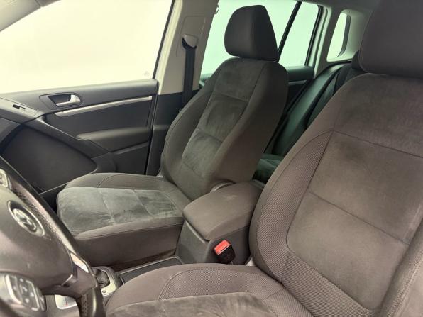 Volkswagen Tiguan I Рестайлинг с пробегом 2013 года, цена 990 000 рублей, 265203 км, внедорожник, Автокод Объявления