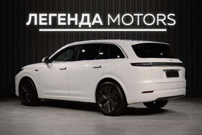 Li Auto (Lixiang) L7 I Рестайлинг с пробегом 2025 года, цена 9 490 000 рублей, 100 км, внедорожник, Автокод Объявления