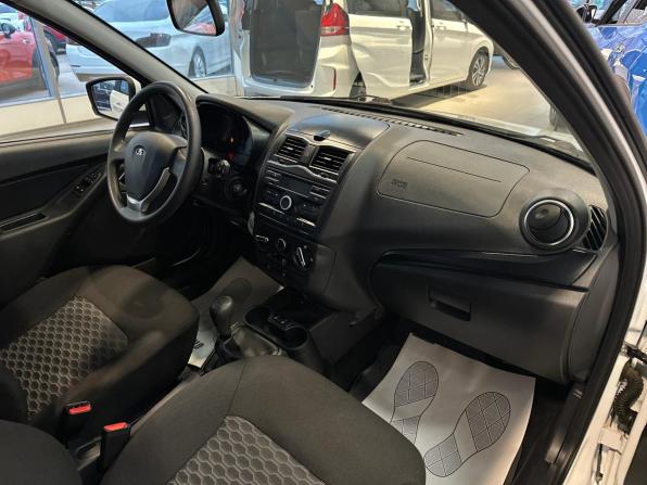 Lada (ВАЗ) Granta I Рестайлинг с пробегом 2024 года, цена 920 000 рублей, 1337 км, седан, Автокод Объявления