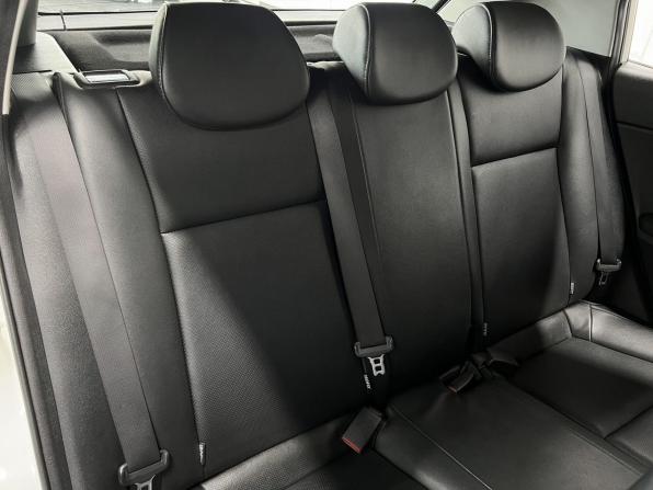 Kia Rio IV с пробегом 2018 года, цена 1 645 000 рублей, 100440 км, хэтчбек, Автокод Объявления