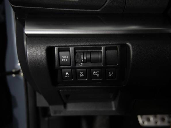 Subaru XV II с пробегом 2018 года, цена 2 399 000 рублей, 90540 км, внедорожник, Автокод Объявления