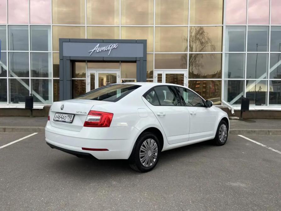 Skoda Octavia III (A7) Рестайлинг Псков  - изображение 5