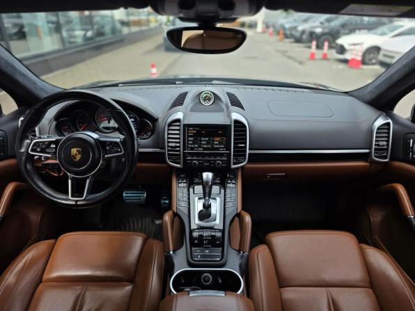 Porsche Cayenne II Рестайлинг (958) с пробегом 2015 года, цена 3 959 000 рублей, 269412 км, внедорожник, Автокод Объявления