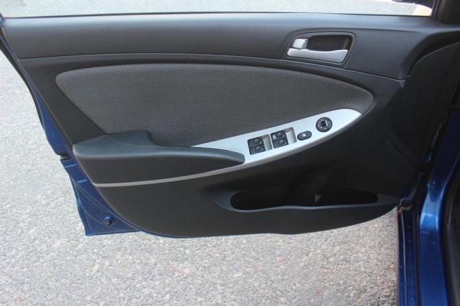 Hyundai Solaris I с пробегом 2011 года, цена 627 000 рублей, 195046 км, седан, Автокод Объявления