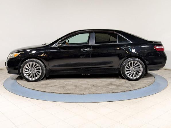 Toyota Camry VI (XV40) Рестайлинг с пробегом 2011 года, цена 1 365 000 рублей, 245000 км, седан, Автокод Объявления