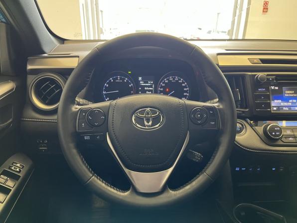 Toyota RAV4 IV (XA40) Рестайлинг с пробегом 2016 года, цена 2 720 000 рублей, 90100 км, внедорожник, Автокод Объявления