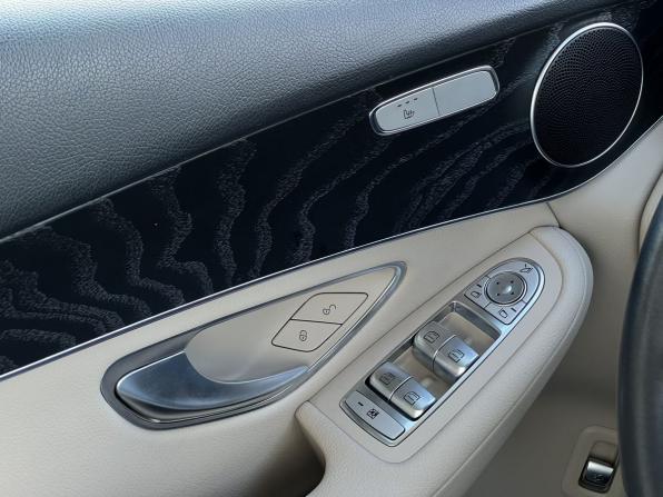 Mercedes-Benz GLC I (X253) Рестайлинг с пробегом 2020 года, цена 3 040 000 рублей, 141051 км, внедорожник, Автокод Объявления