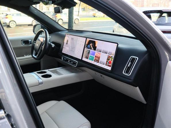 Li Auto (Lixiang) L6 I с пробегом 2025 года, цена 6 350 000 рублей, 17129 км, внедорожник, Автокод Объявления