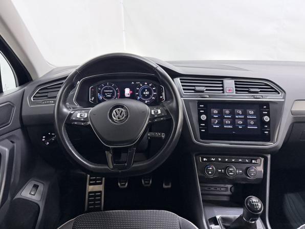 Volkswagen Tiguan II с пробегом 2019 года, цена 2 650 000 рублей, 65080 км, внедорожник, Автокод Объявления