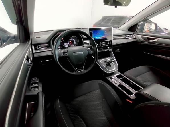Haval M6 II с пробегом 2024 года, цена 1 725 400 рублей, 44028 км, внедорожник, Автокод Объявления