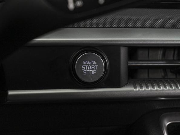 Kia K5 III с пробегом 2020 года, цена 2 599 000 рублей, 93781 км, седан, Автокод Объявления