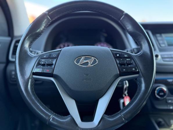 Hyundai Tucson III с пробегом 2016 года, цена 1 880 000 рублей, 98099 км, внедорожник, Автокод Объявления