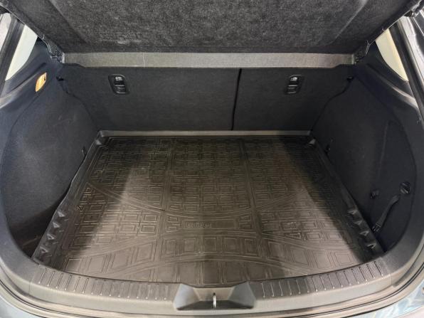 Mazda 3 II (BL) Рестайлинг с пробегом 2013 года, цена 1 150 000 рублей, 129765 км, хэтчбек, Автокод Объявления