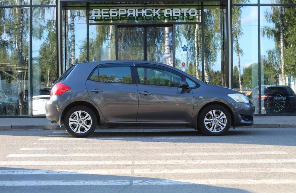 Toyota Auris I Брянск  - изображение 4