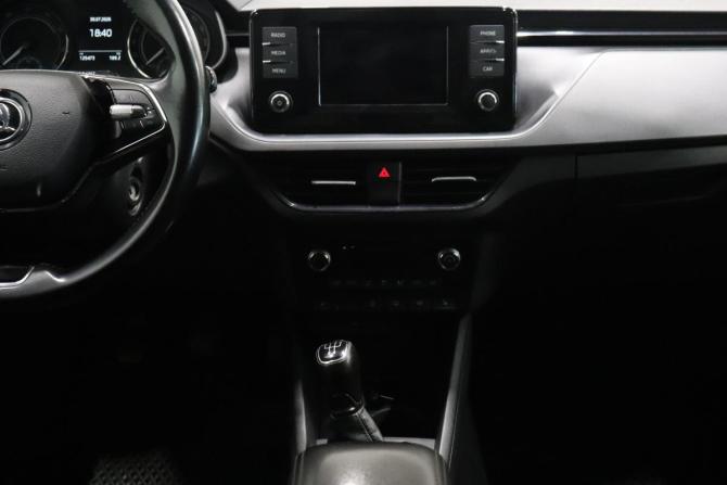 Skoda Rapid II с пробегом 2021 года, цена 1 387 000 рублей, 125472 км, лифтбек, Автокод Объявления