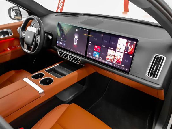Li Auto (Lixiang) L6 с пробегом 2025 года, цена 5 998 000 рублей, 5600 км, внедорожник, Автокод Объявления