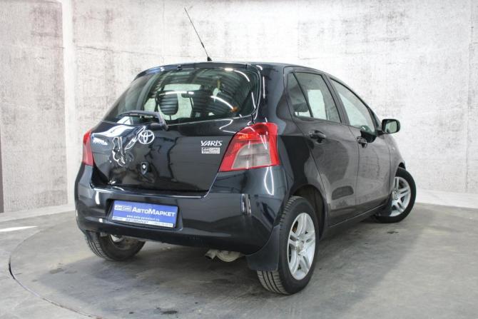 Toyota Yaris II с пробегом 2007 года, цена 453 000 рублей, 227550 км, хэтчбек, Автокод Объявления