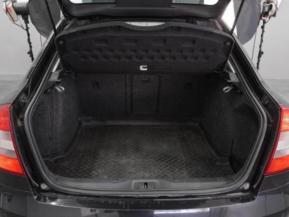 Skoda Octavia II (A5) Рестайлинг с пробегом 2012 года, цена 799 000 рублей, 229854 км, лифтбек, Автокод Объявления