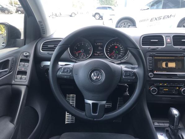Volkswagen Golf VI с пробегом 2010 года, цена 1 090 000 рублей, 200606 км, хэтчбек, Автокод Объявления