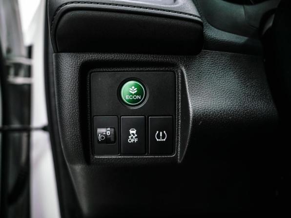 Honda Vezel I Рестайлинг с пробегом 2019 года, цена 1 870 000 рублей, 89167 км, внедорожник, Автокод Объявления