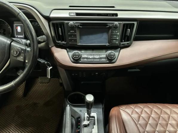 Toyota RAV4 IV (XA40) Рестайлинг с пробегом 2016 года, цена 1 577 000 рублей, 252000 км, внедорожник, Автокод Объявления