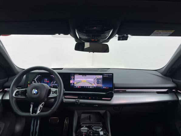 BMW 5 серии VIII (G60/G61/G68) с пробегом 2024 года, цена 6 600 000 рублей, 14300 км, седан, Автокод Объявления