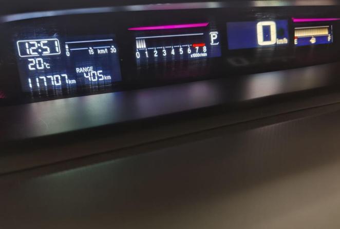 Honda Stepwgn V с пробегом 2015 года, цена 2 045 000 рублей, 117706 км, минивэн, Автокод Объявления