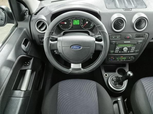 Ford Fusion I Рестайлинг с пробегом 2006 года, цена 290 030 рублей, 243203 км, хэтчбек, Автокод Объявления