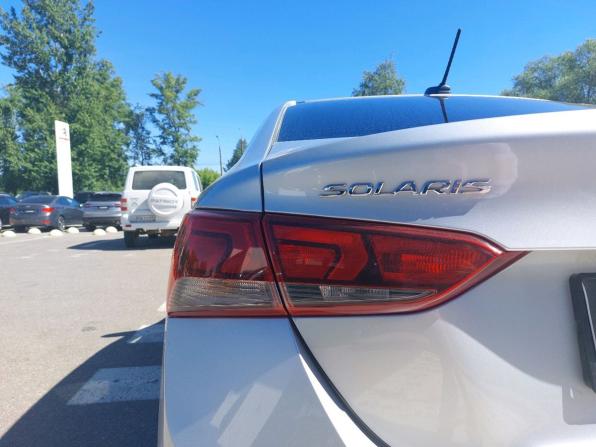 Hyundai Solaris II с пробегом 2017 года, цена 1 230 000 рублей, 121486 км, седан, Автокод Объявления