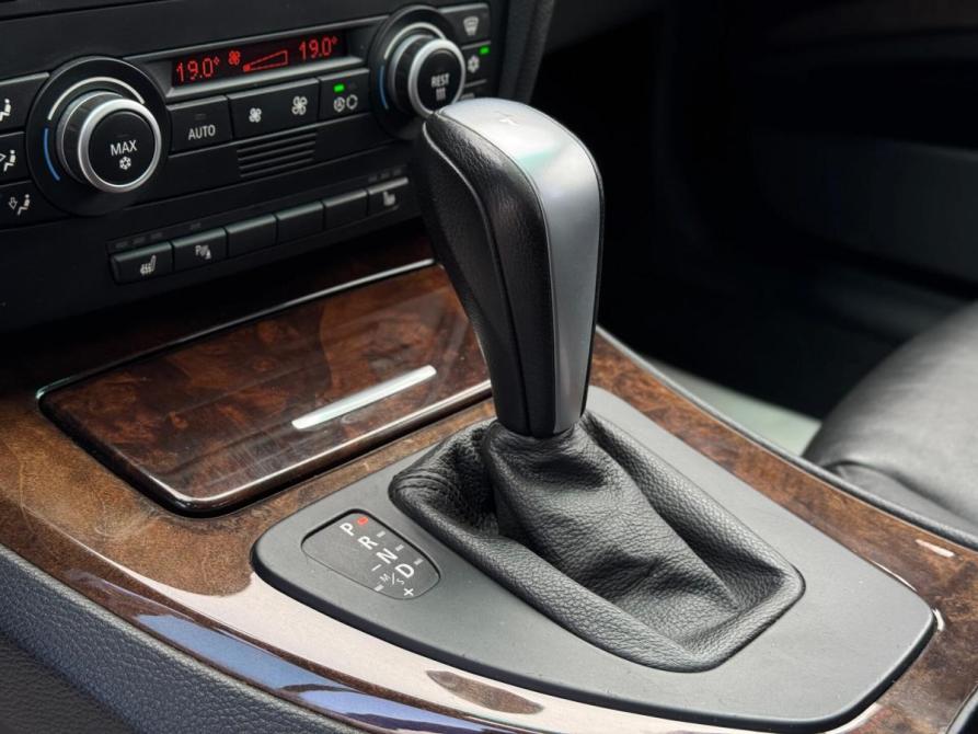 BMW 3 серии V (E90/E91/E92/E93) Рестайлинг Ульяновск  - изображение 25
