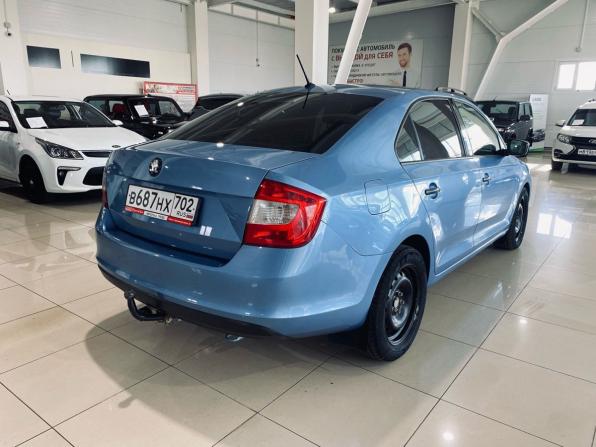Skoda Rapid I с пробегом 2015 года, цена 950 000 рублей, 178000 км, лифтбек, Автокод Объявления