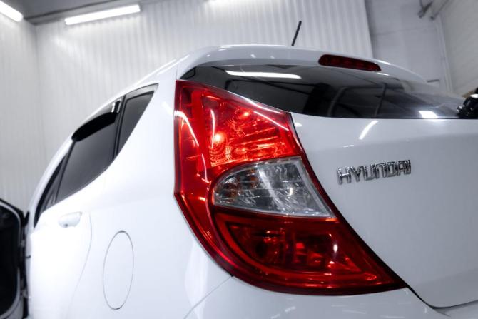Hyundai Solaris I Рестайлинг с пробегом 2015 года, цена 849 000 рублей, 110446 км, хэтчбек, Автокод Объявления