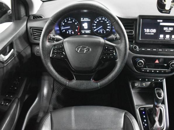 Hyundai Solaris II Рестайлинг с пробегом 2020 года, цена 1 200 000 рублей, 266011 км, седан, Автокод Объявления