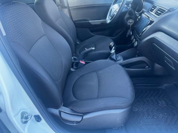 Kia Rio III Рестайлинг с пробегом 2015 года, цена 949 900 рублей, 126297 км, седан, Автокод Объявления