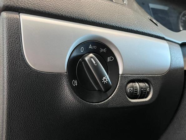 Volkswagen Jetta VI с пробегом 2011 года, цена 740 000 рублей, 274367 км, седан, Автокод Объявления